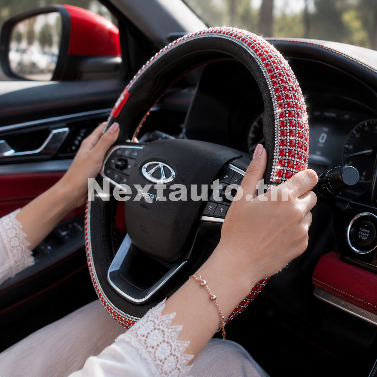 Couvre-Volant Strass Rouge Luxury – Protection et Élégance pour Votre Voiture